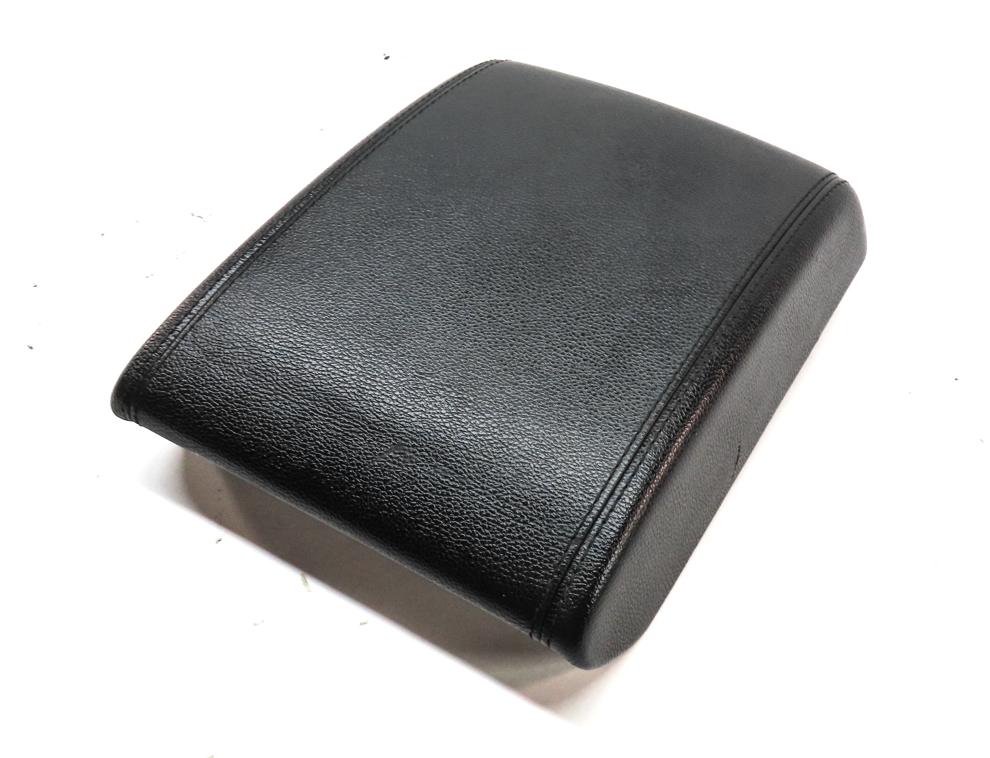 2012-2015 RANGE ROVER EVOQUE (L538) FRONT CENTER CONSOLE ARMREST LID (Black) — exact item pictured